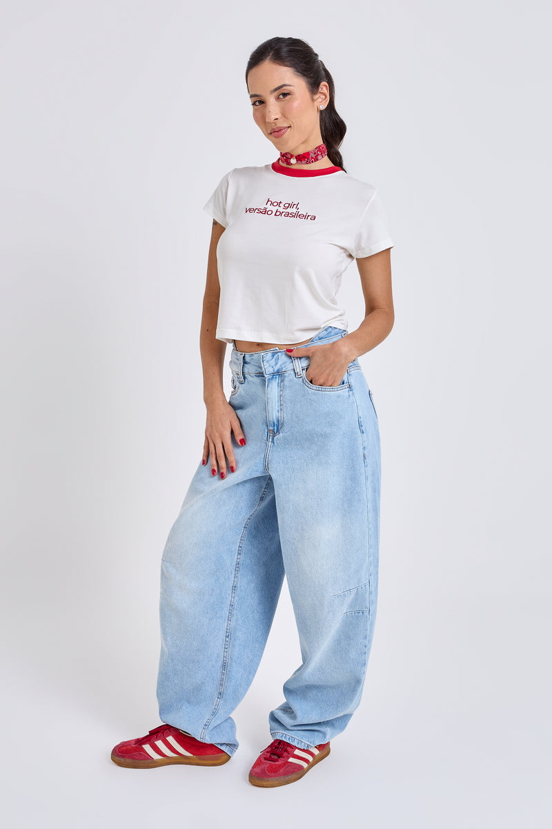 baby tee hot girl, versão brasileira